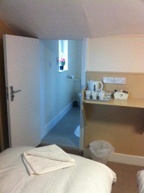 The Carpenter'S Arms Hotel Cambridge  Room photo